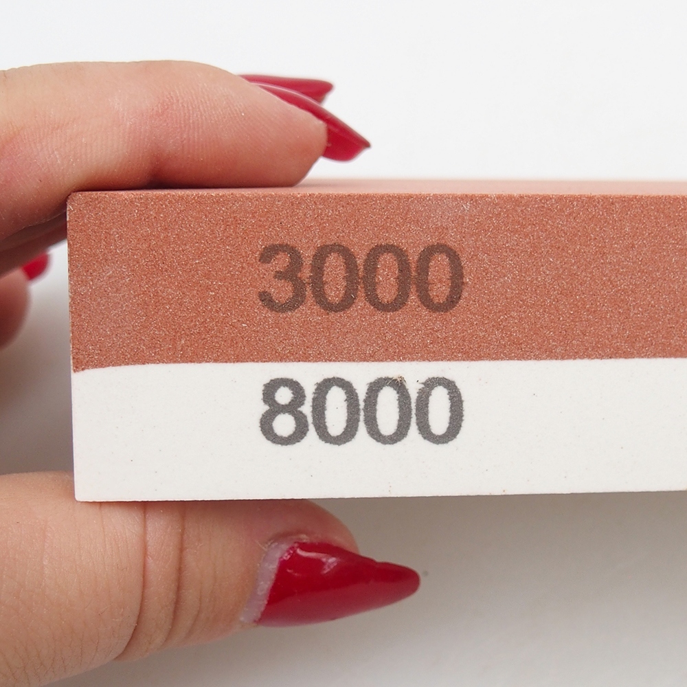 Szerszámcsiszoló finom-granulátum