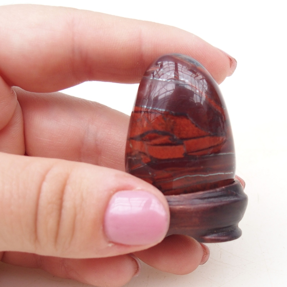 Suiseki - Kő DAI-val (fa alapon)