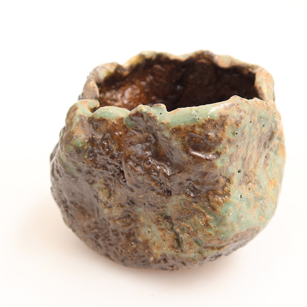 Kerámia tojáshéj  6 x 5 x 6 cm, zöld színű