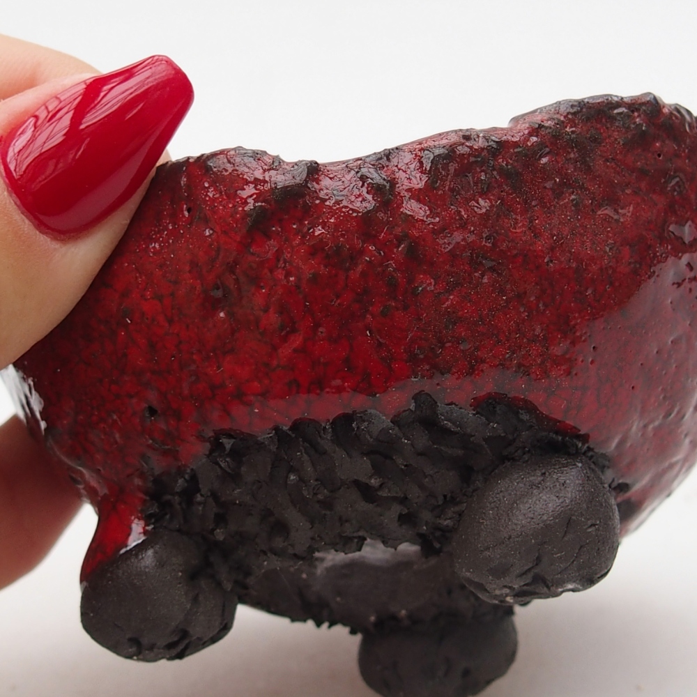 Kerámia kagyló 8,5 x 8 x 4,5 cm , piros színű