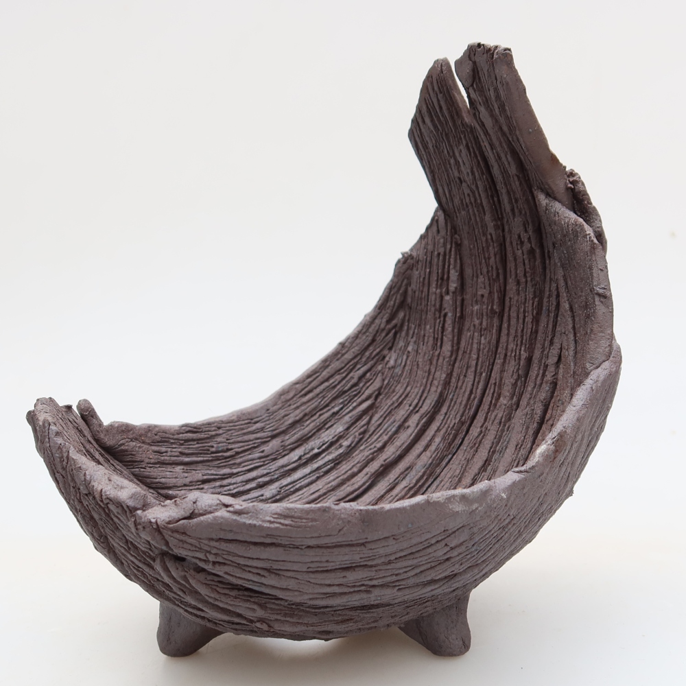 Kerámia héj  13,5 x 11 x 14 cm, barna színű