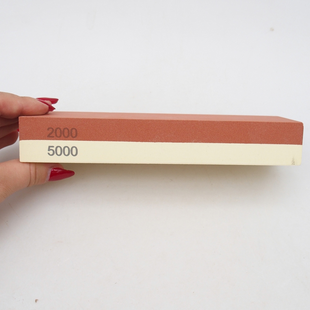 Szerszámcsiszoló finom-granulátum