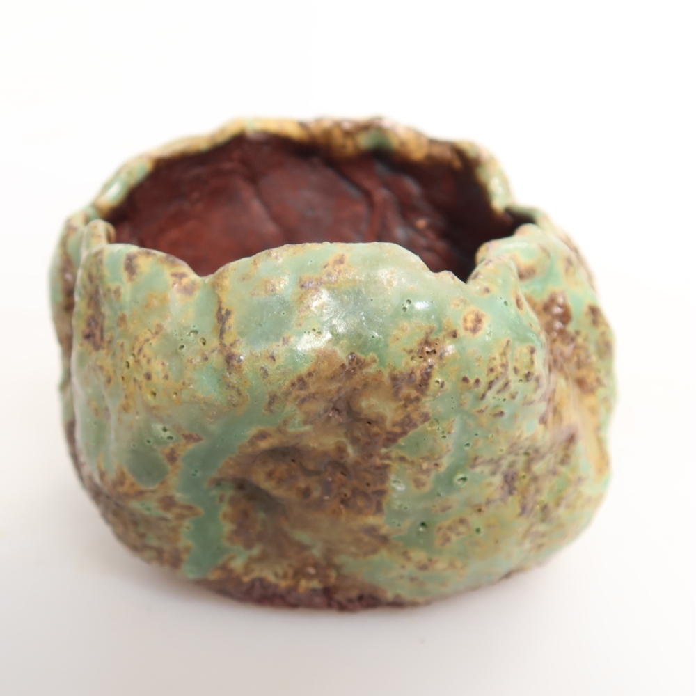Kerámia héj  7 x 7 x 6 cm, zöld színű