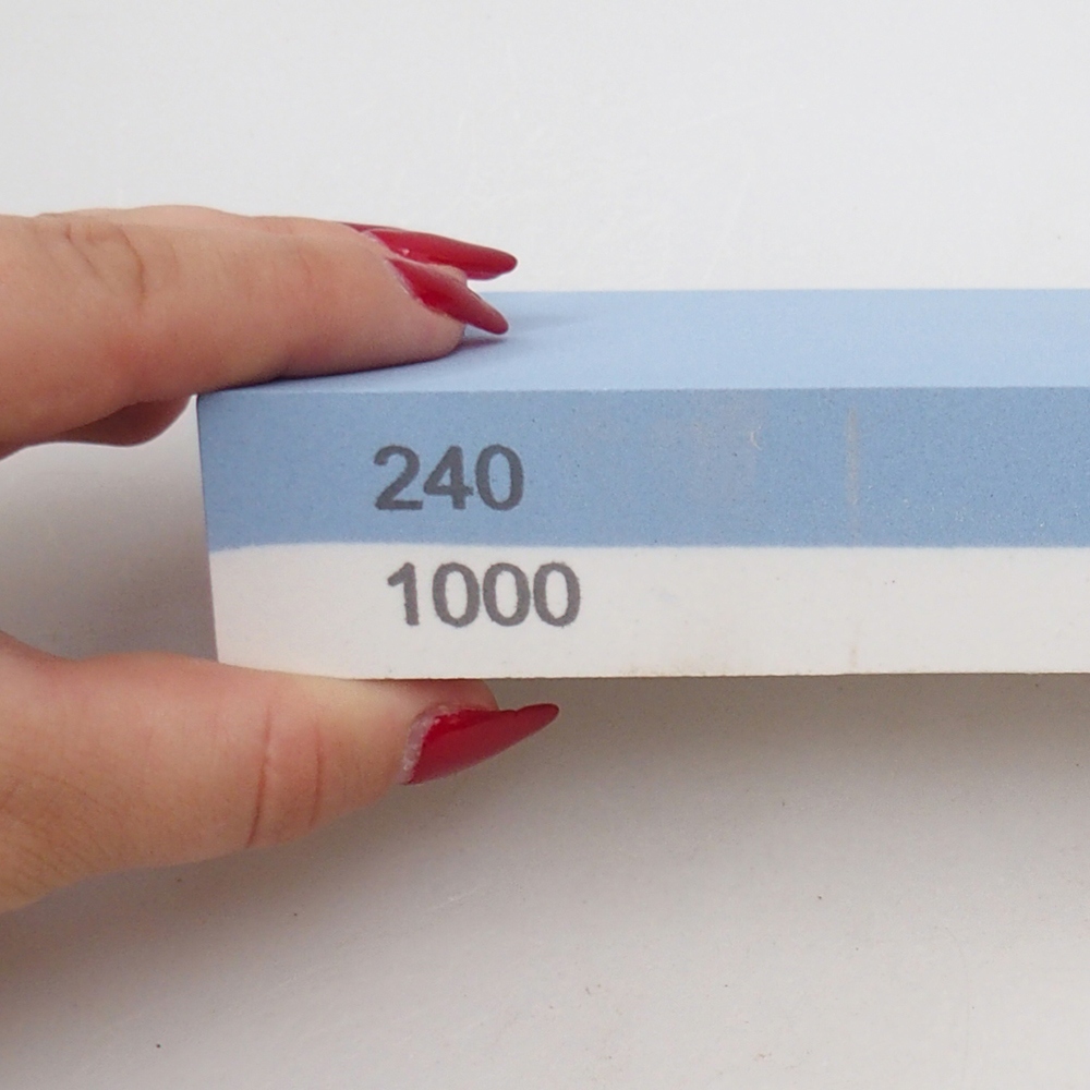 Szerszámcsiszoló finom-granulátum