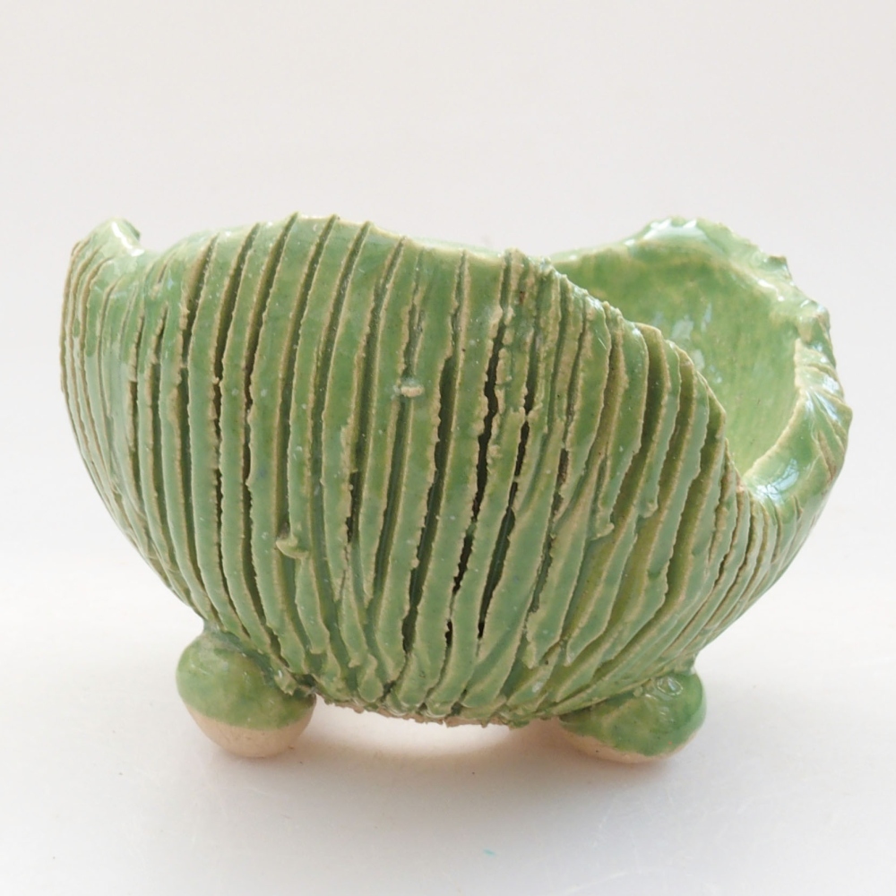 Kerámia kagyló 7,5 x 7,5 x 5,5 cm , zöld színű