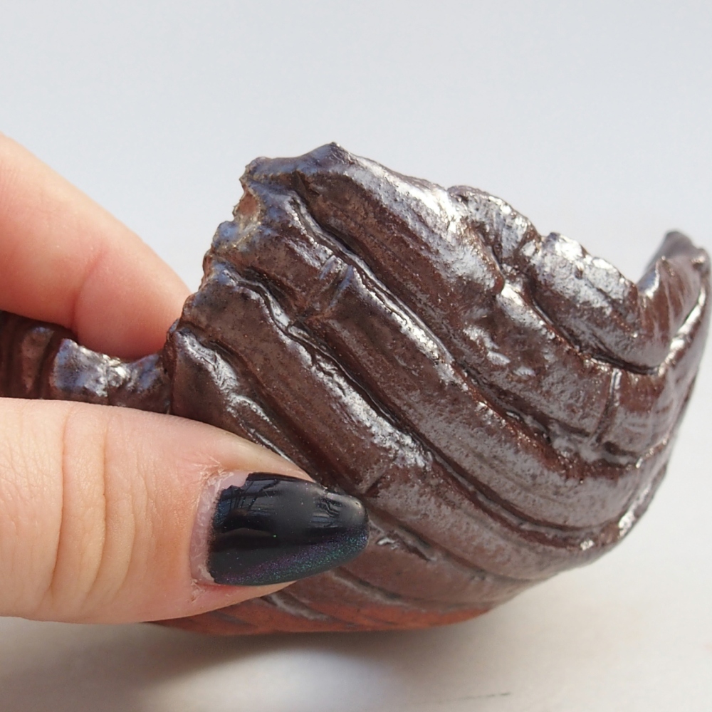 Kerámia kagyló 9 x 9 x 5 cm , barna színű