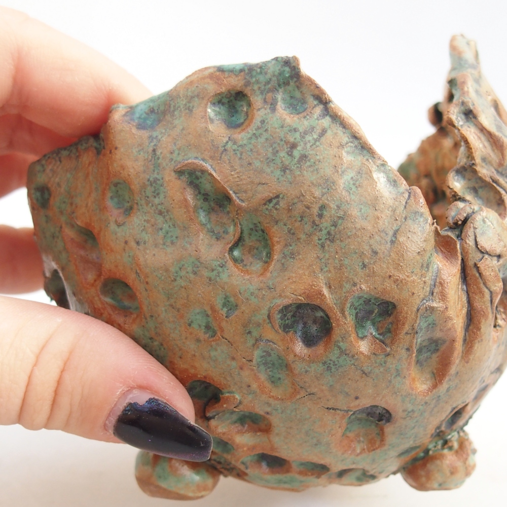 Kerámia kagyló 10 x 9,5 x 9,5 cm , színe barna-zöld