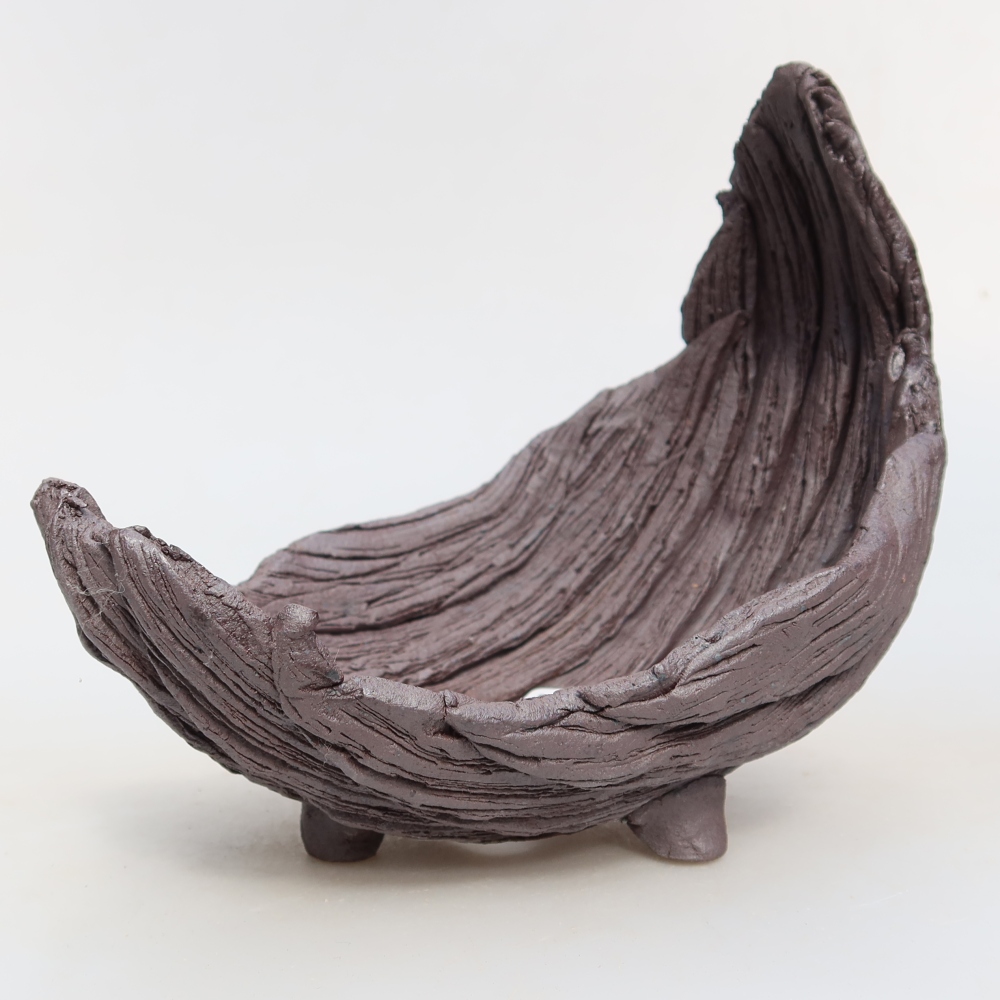Kerámia héj  15 x 11 x 14,5 cm, barna színű