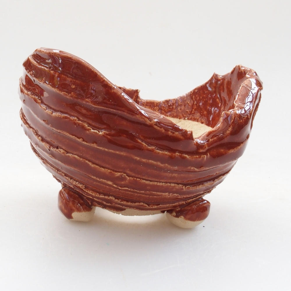 Kerámia kagyló 7,5 x 7,5 x 6 cm , barna színű