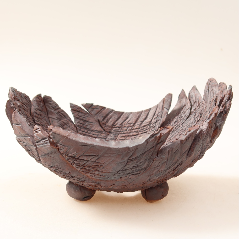 Kerámia héj  15,5 x 12 x 9 cm, barna színű