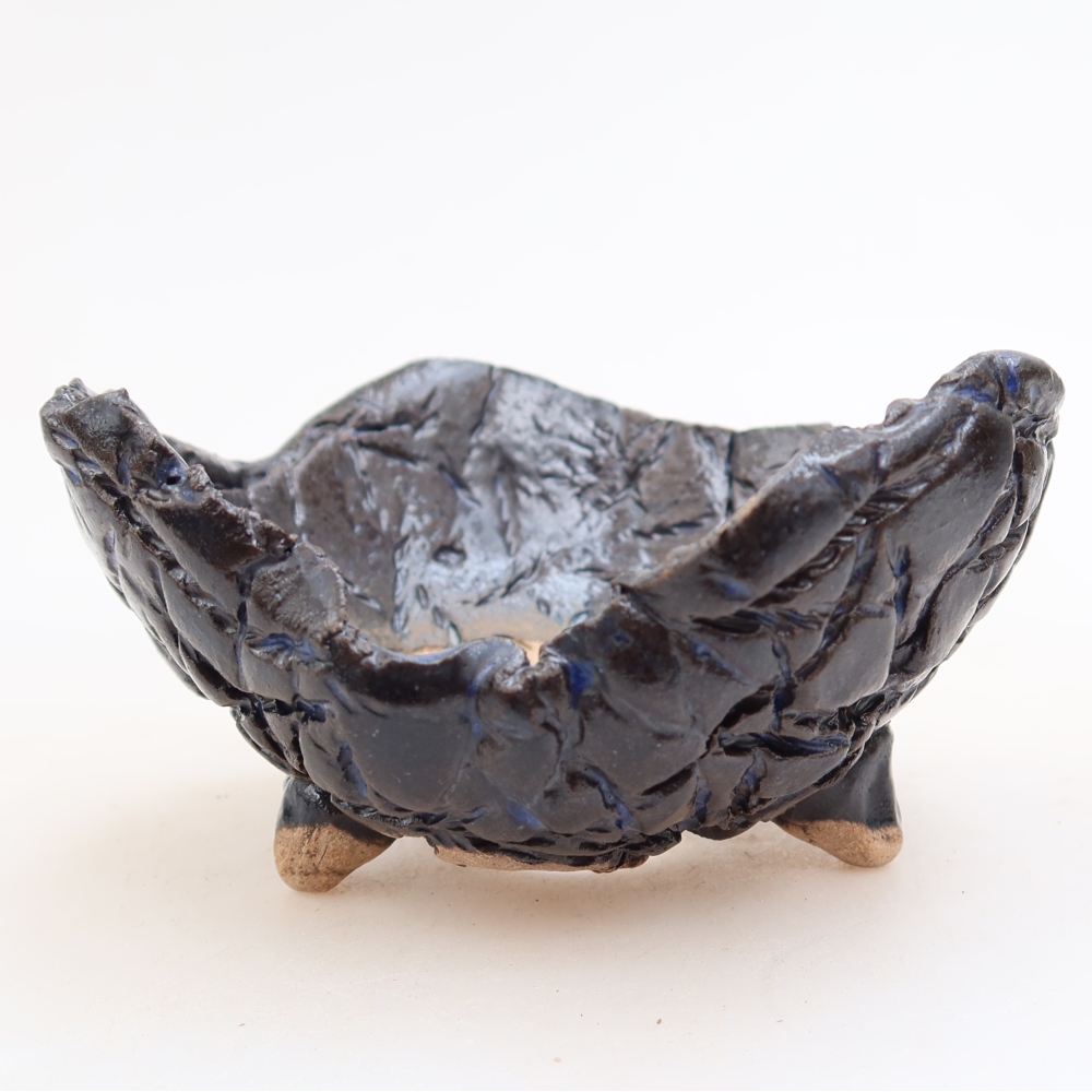Kerámia héj  9,5 x 9,5 x 5 cm, szín: fekete-kék