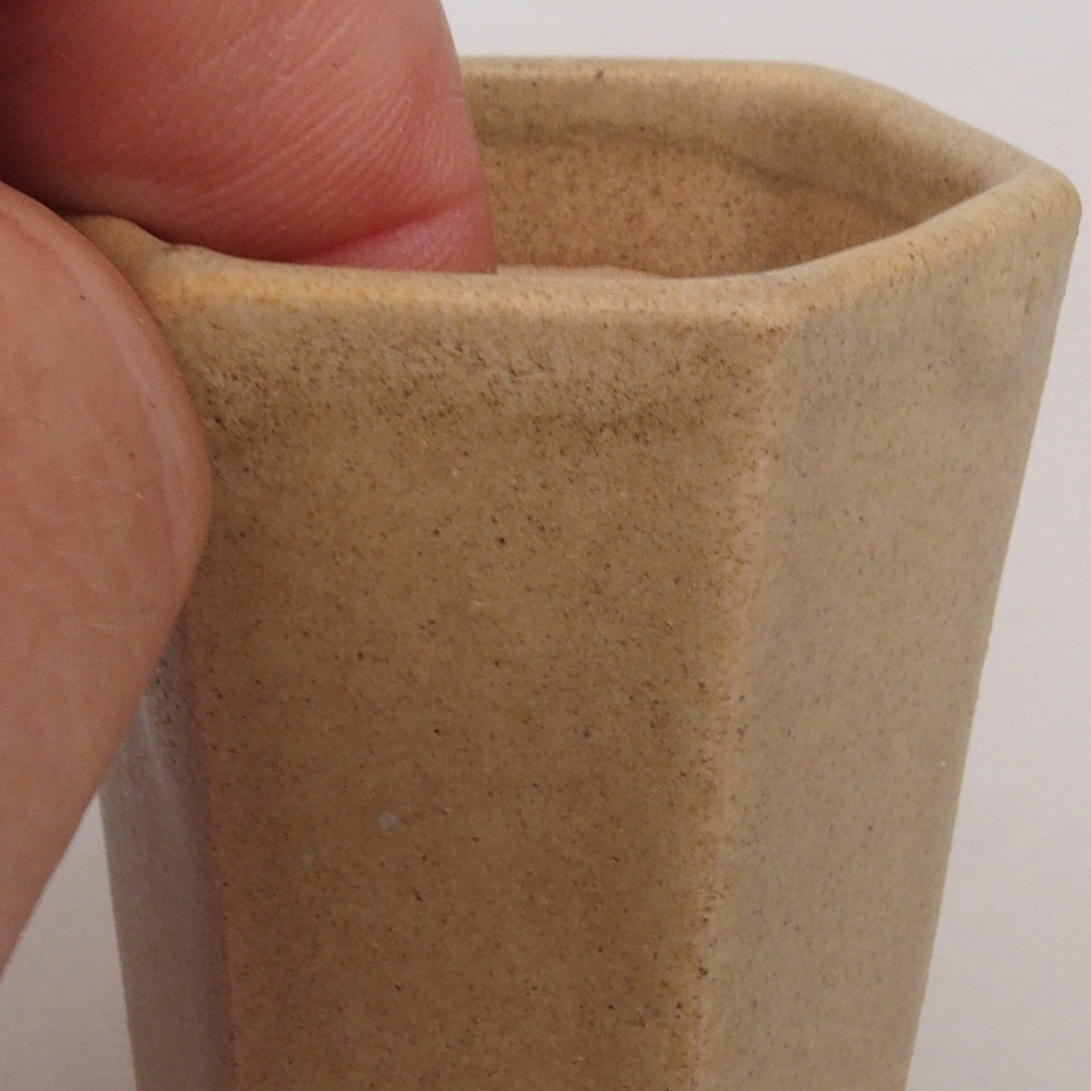 Mini bonsai tál 4 x 3,5 x 5,5 cm, barna