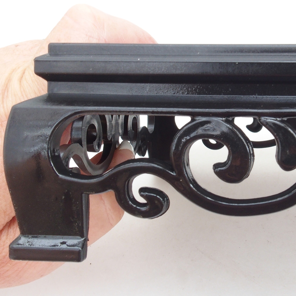 Bonsai asztal műanyag szögletes 14,5 x 14,5 x 5 cm, fekete színben