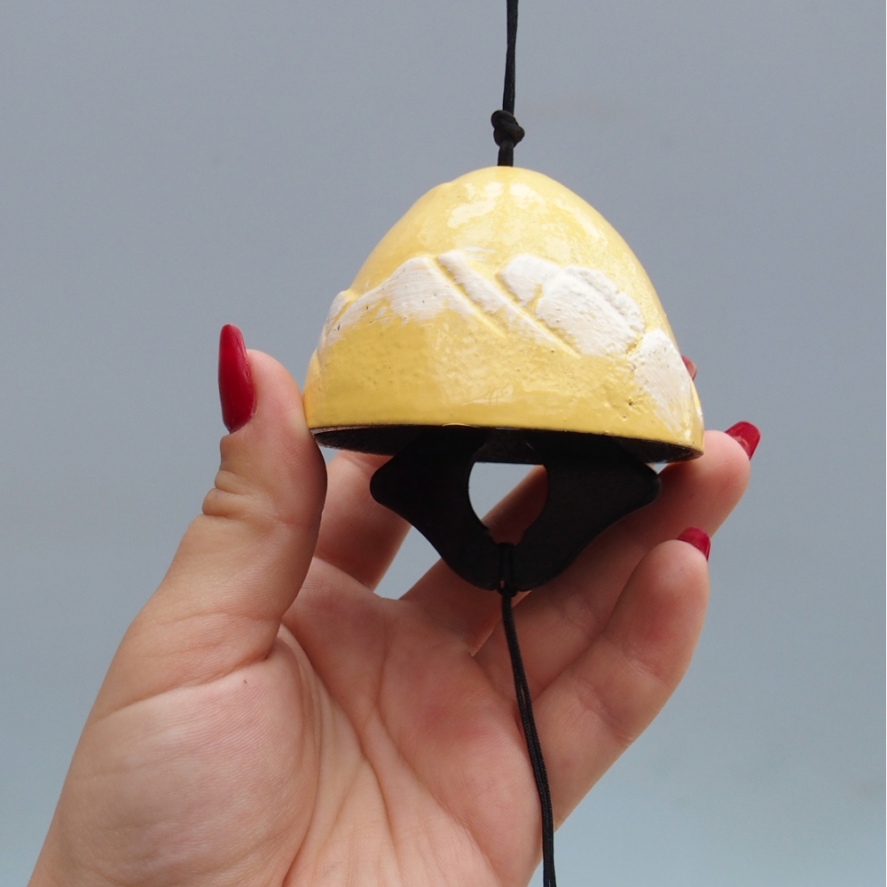 Fém harang, sárga színű