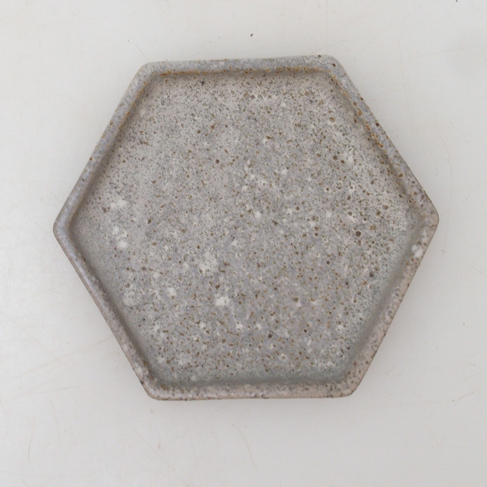 Bonsai hatszög D3 - 11 x 9,5 x 1 cm - bézs színű