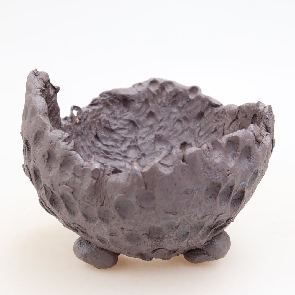 Kerámia héj  10 x 9,5 x 7 cm, fém színű