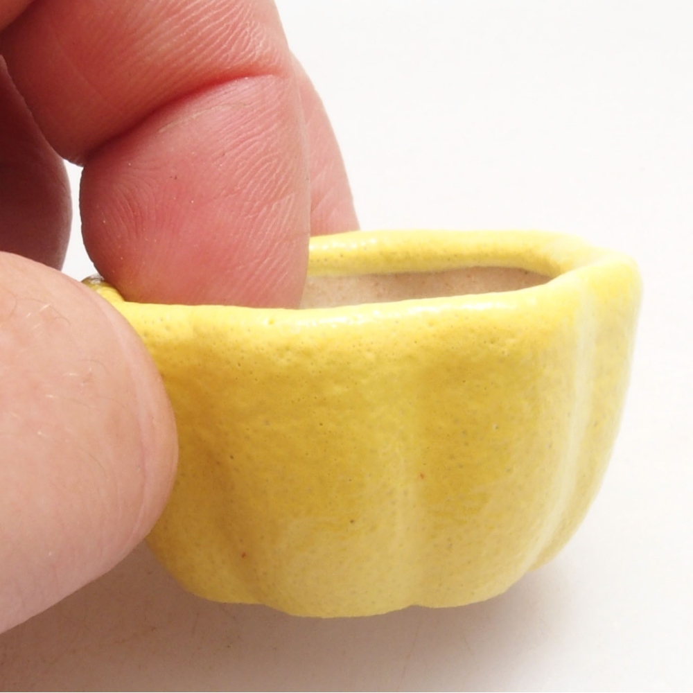 kerámia bonsai tál 3,5 x 3,5 x 2 cm, sárga