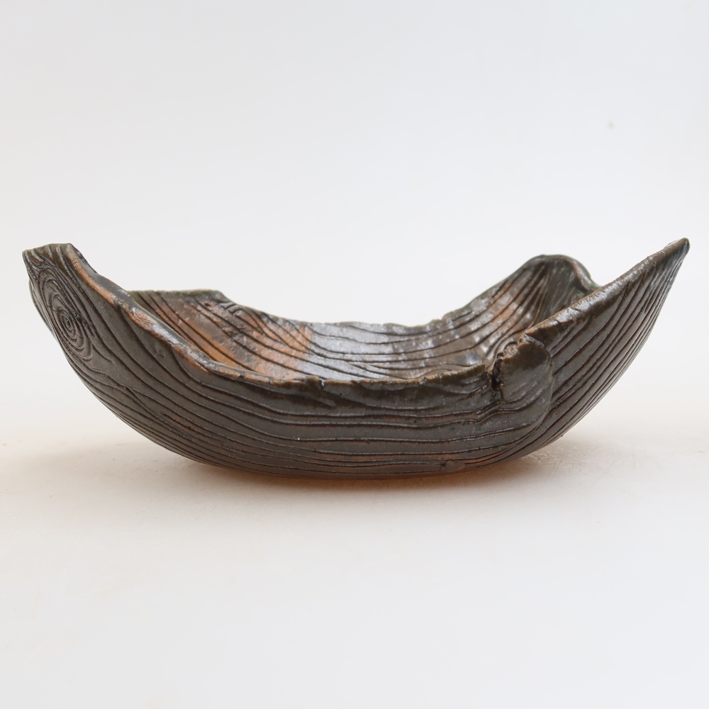 Kerámia héj  16,5 x 11 x 6 cm, szín: barnazöld