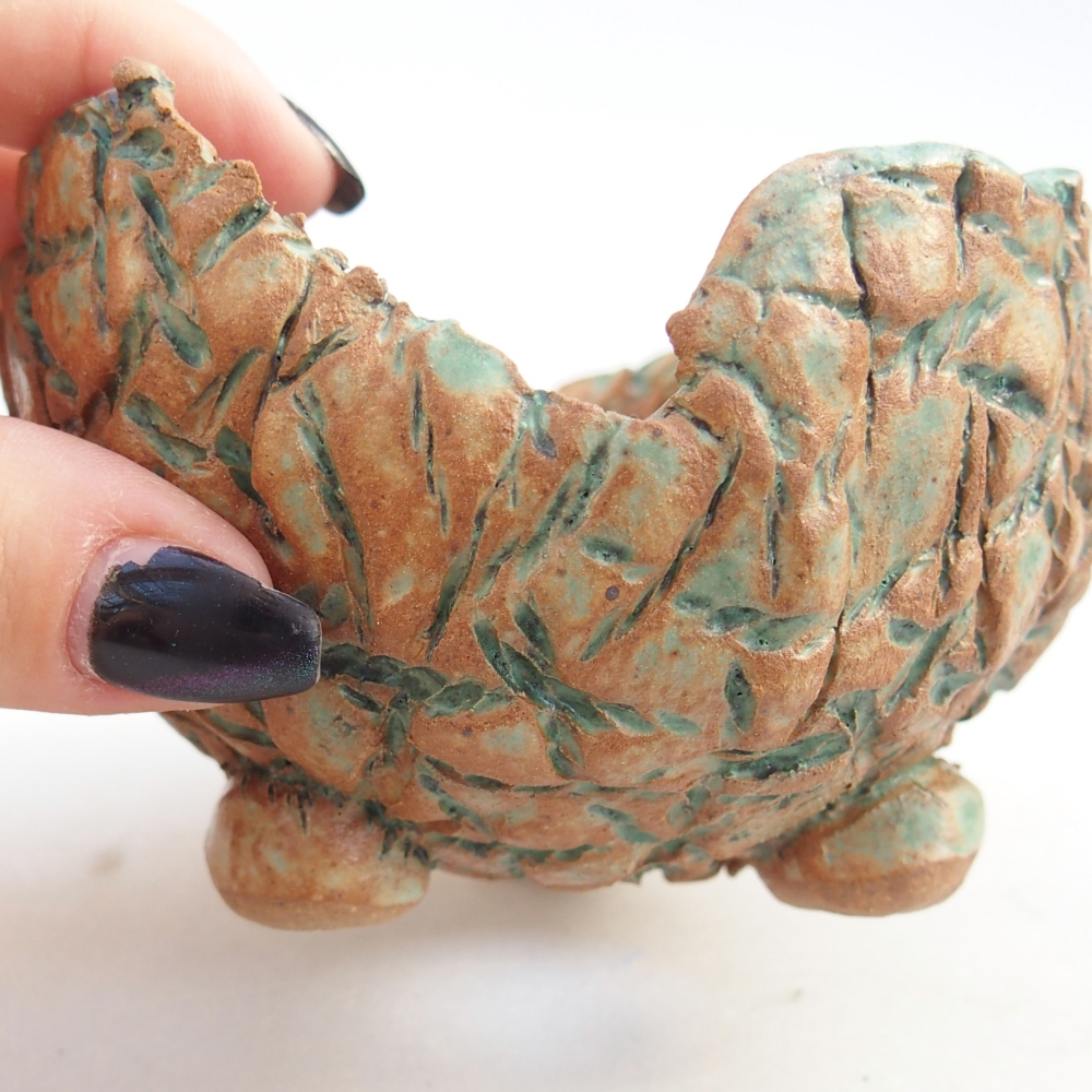 Kerámia kagyló 10 x 9,5 x 6,5 cm , színe barna-zöld