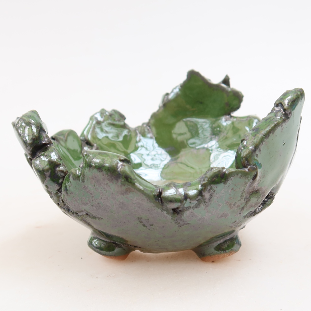 Kerámia héj  11 x 11 x 7 cm, zöld színű