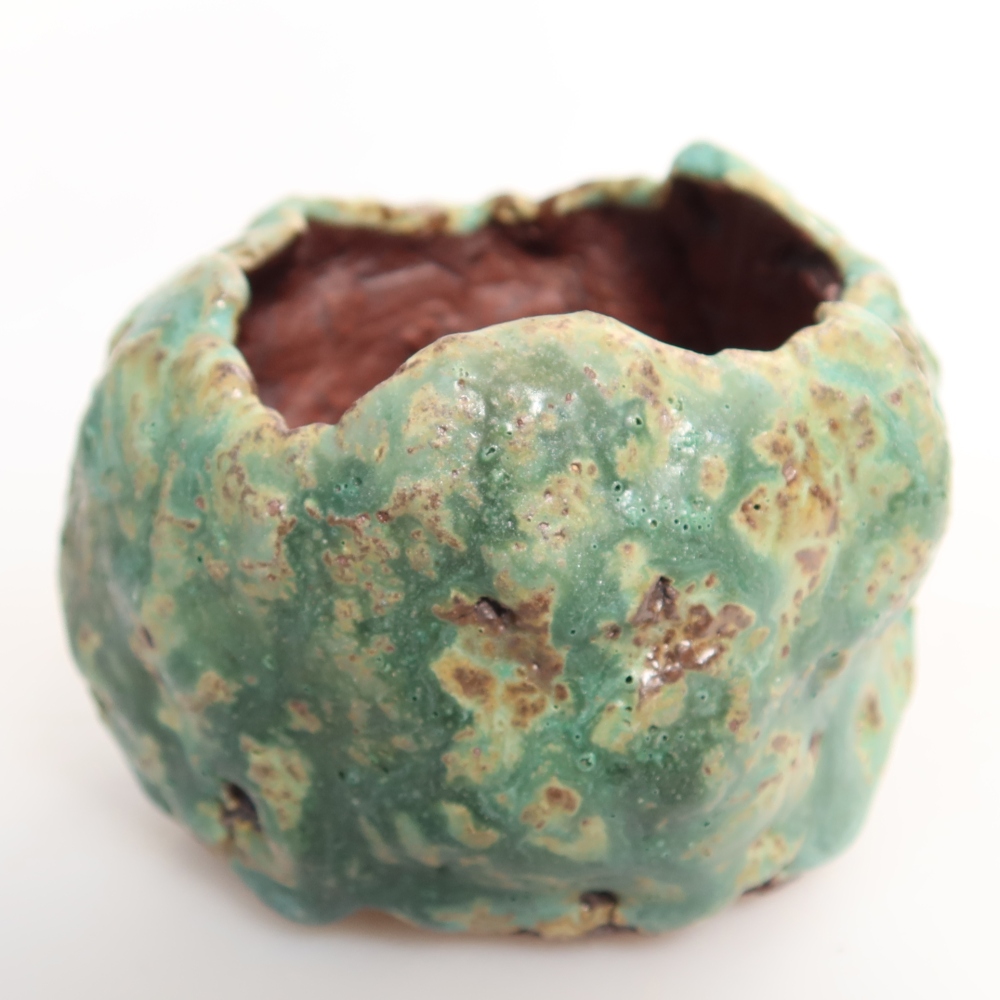 Kerámia héj  7 x 7 x 6 cm, zöld színű