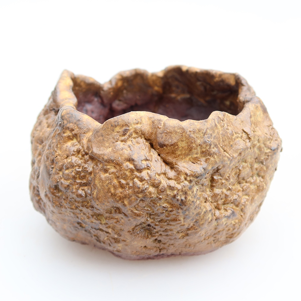 Kerámia tojáshéj  6,5 x 5 x 6 cm , barna színű