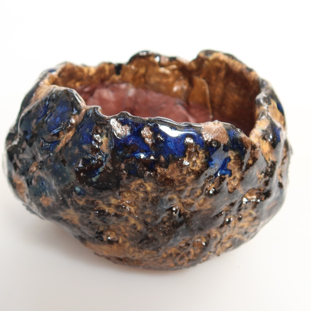 Kerámia héj  7 x 7 x 5,5 cm, szín: kékesbarna