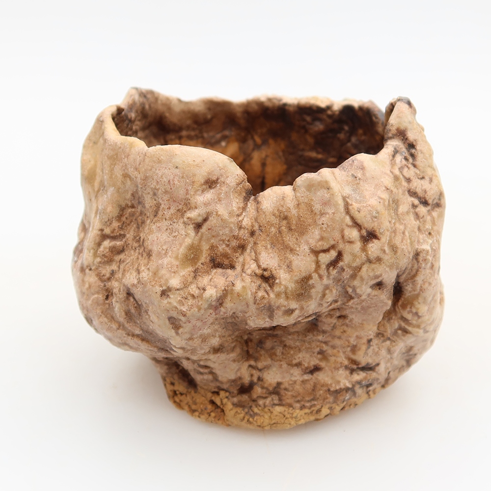 Kerámia héj  6 x 6 x 6 cm, bézs-barna színű