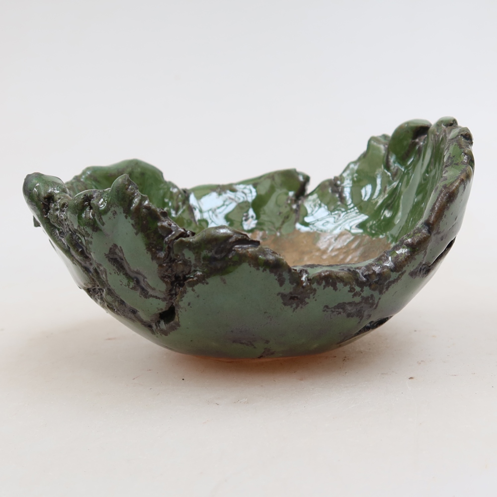 Kerámia héj  11,5 x 10,5 x 6 cm, zöld színű