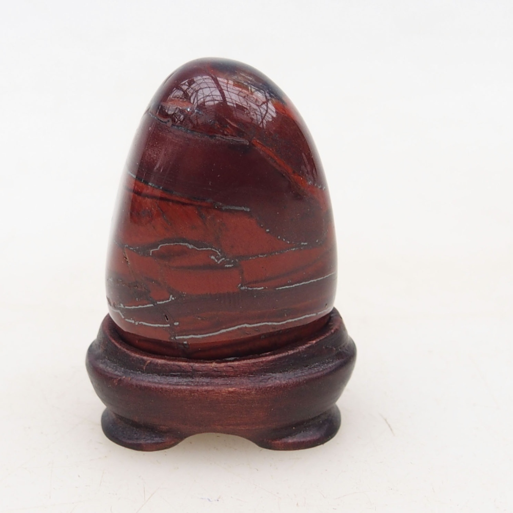 Suiseki - Kő DAI-val (fa alapon)