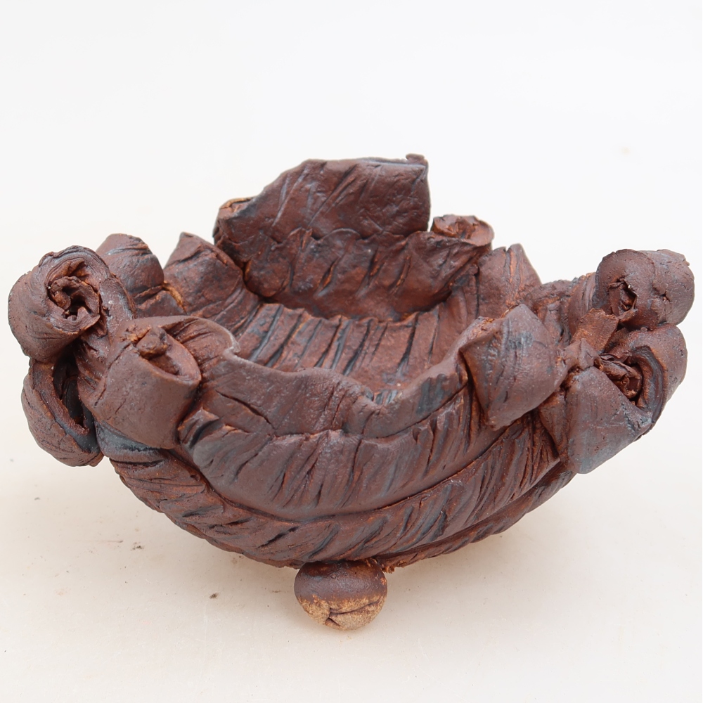 Kerámia héj  11 x 8 x 6,5 cm, barna színű