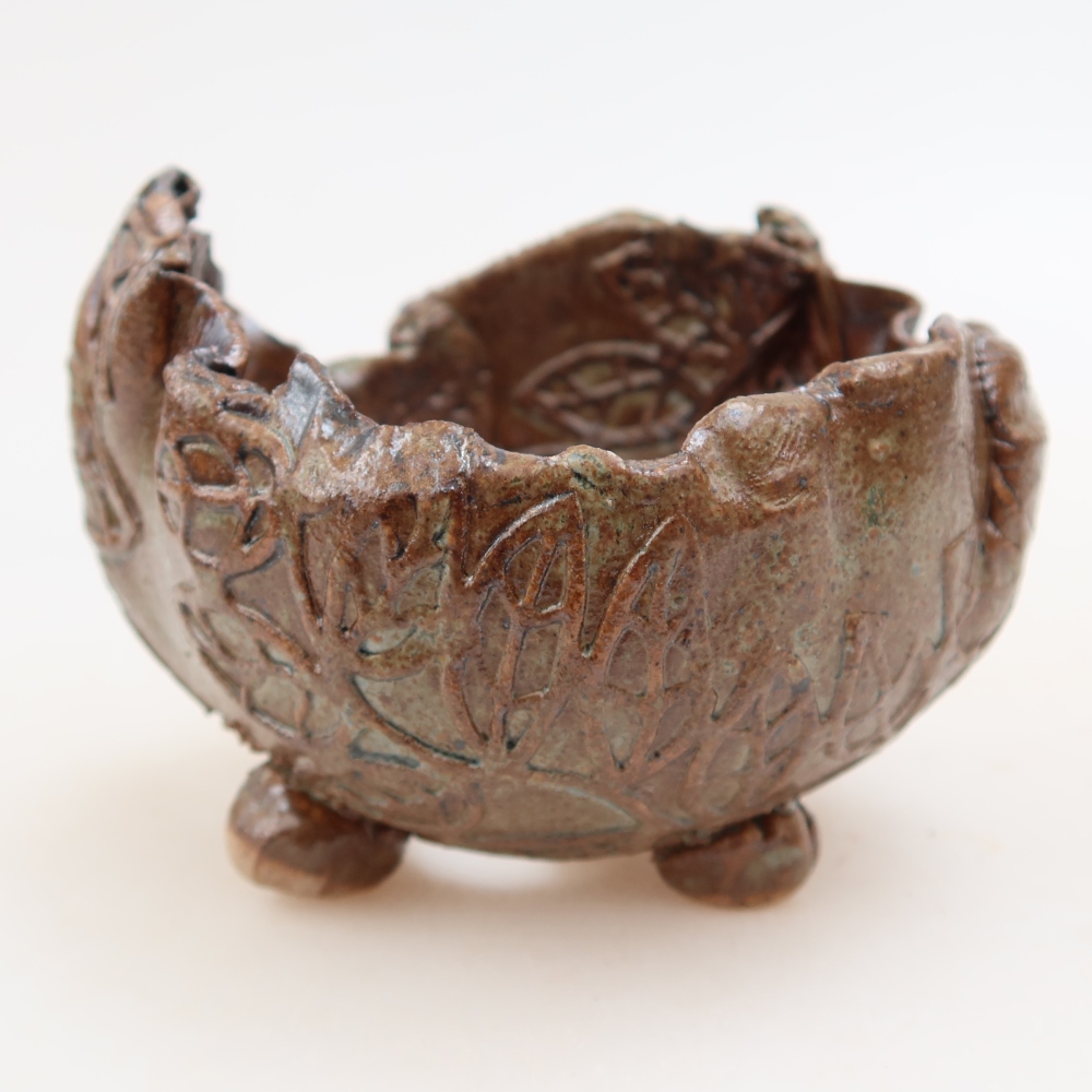 Kerámia héj  8,5 x 8,5 x 7 cm, szín: barnazöld