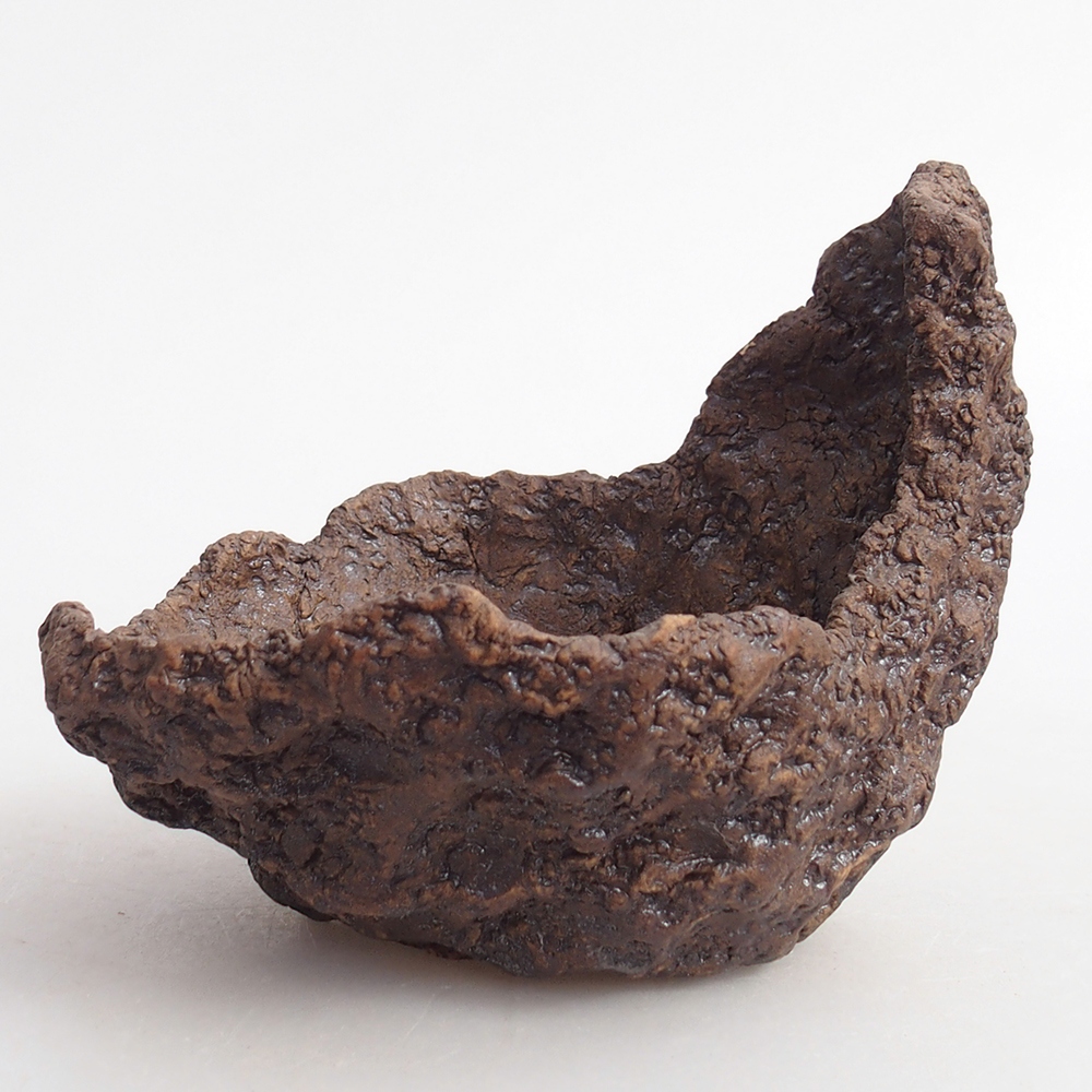 Kerámia kagyló 10 x 8 x 9,5 cm , barna színű