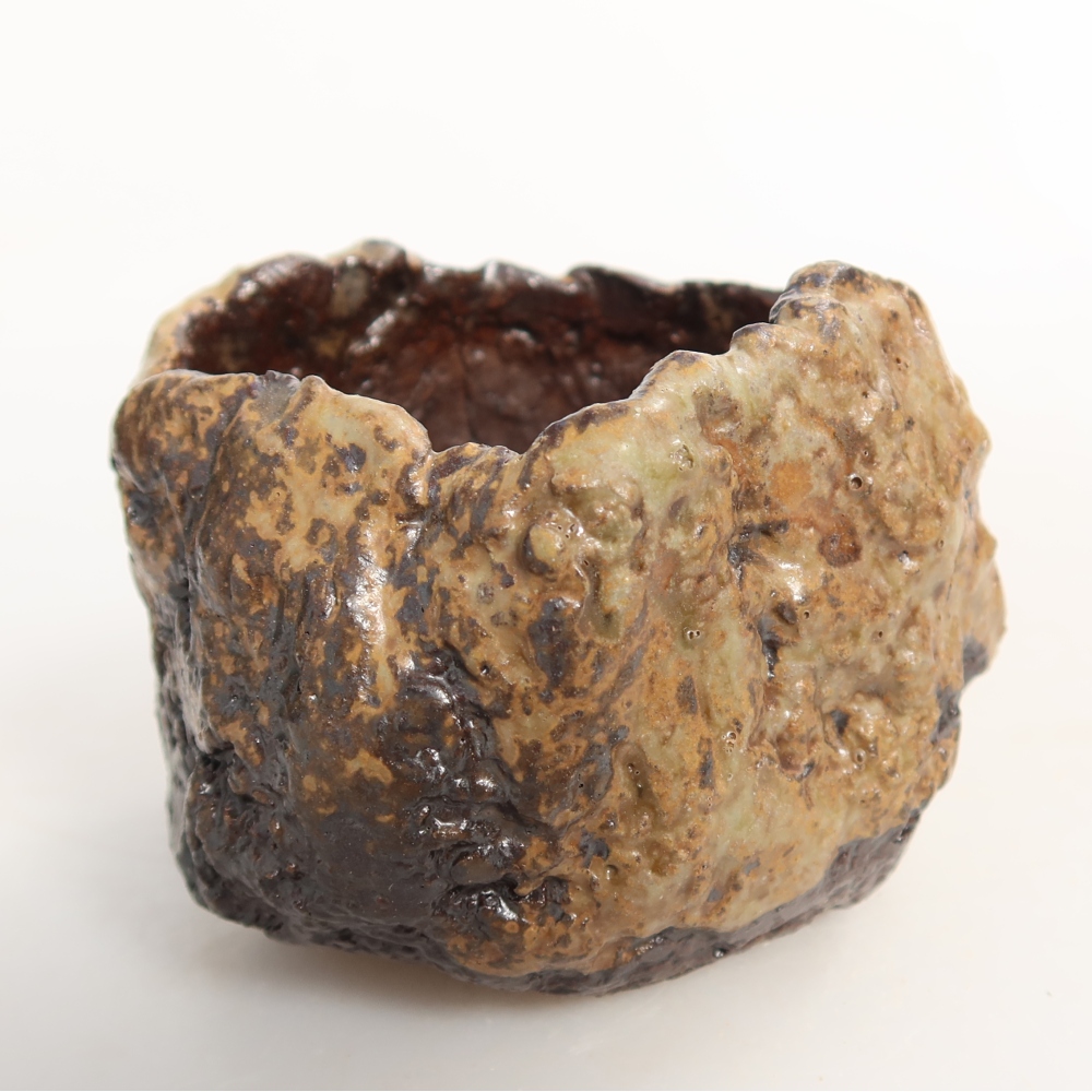 Kerámia héj  7,5 x 6,5 x 6 cm, barna színű