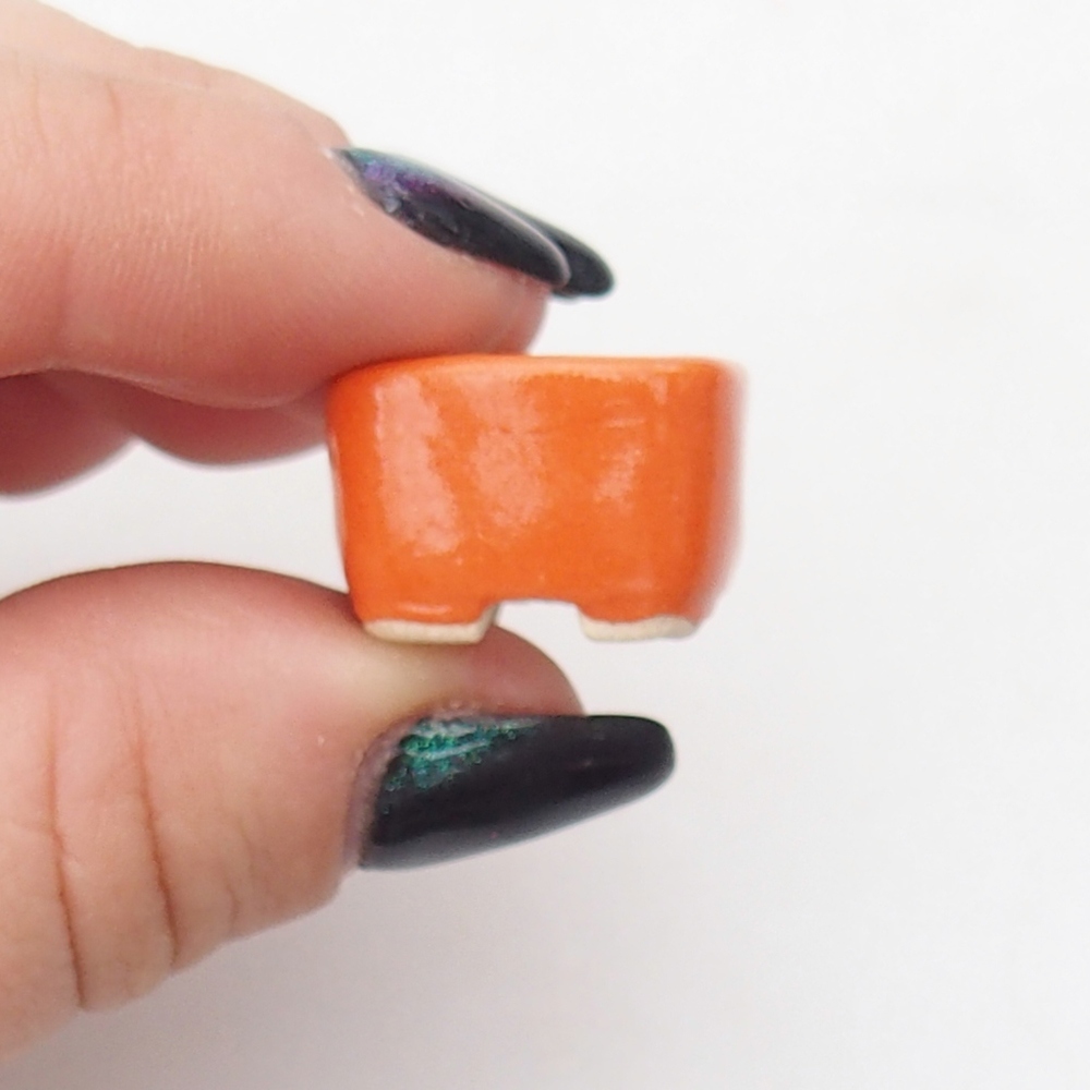 Mini bonsai tál 2 x 2 x 1,5 cm, narancssárga