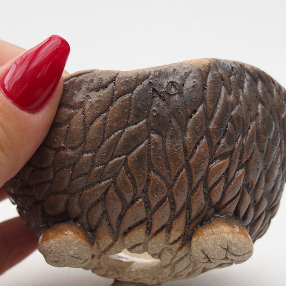 Kerámia kagyló 8,5 x 8,5 x 7 cm , barna színű