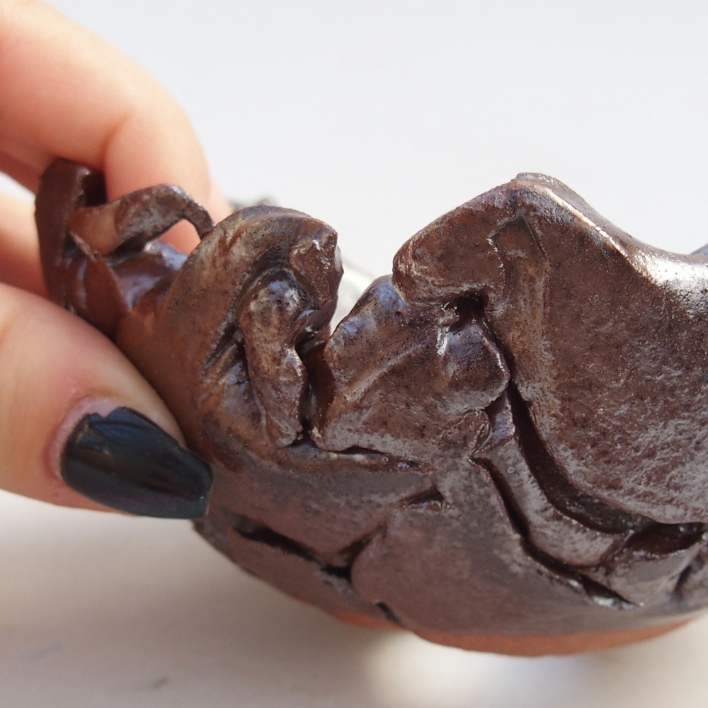 Kerámia kagyló 10 x 10,5 x 5,5 cm , színe barna