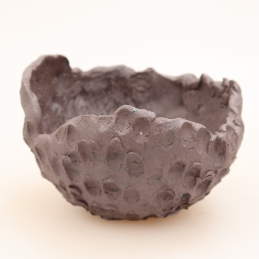 Kerámia héj  10 x 10 x 7 cm, fém színű