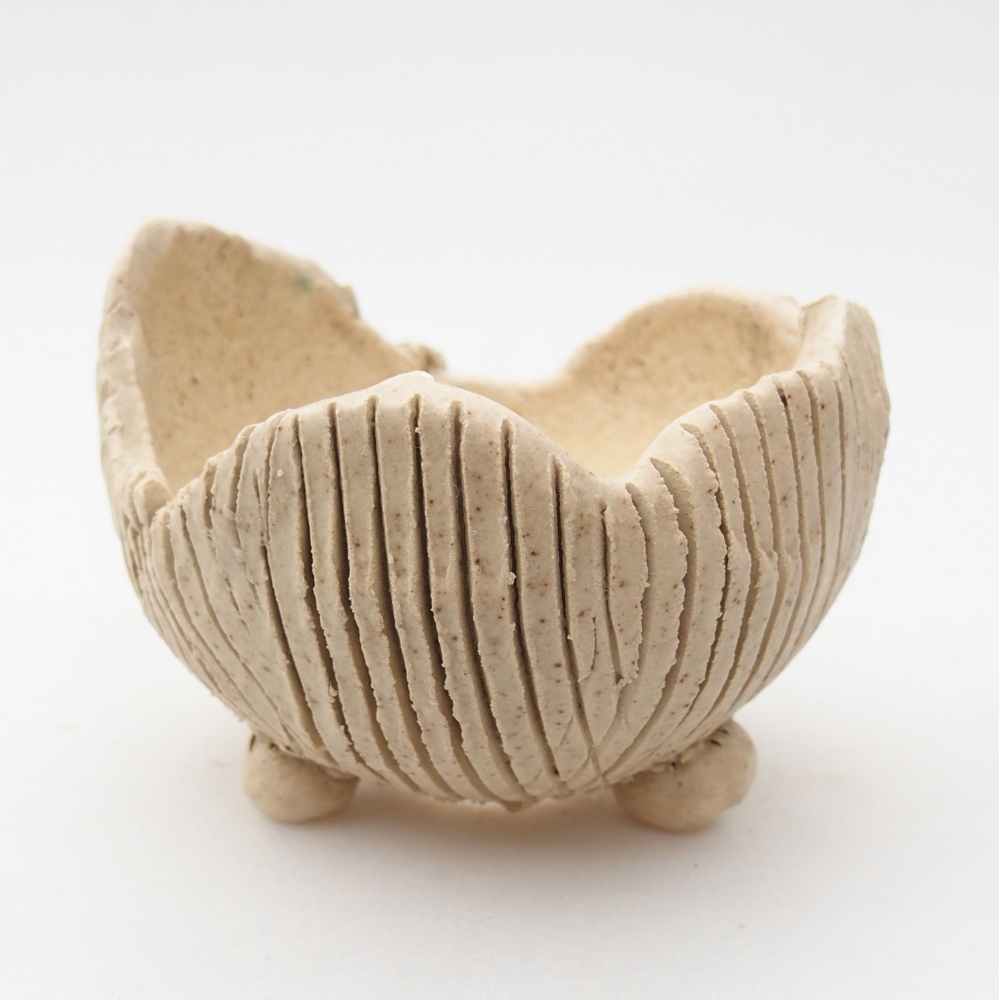 Kerámia kagyló 9 x 8,5 x 6,5 cm , bézs színű