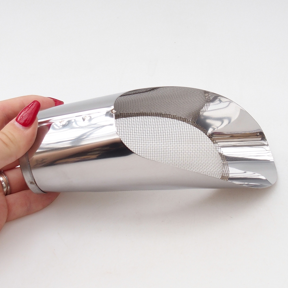 Talajsimító szitával