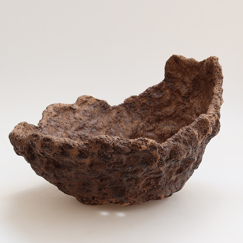 Kerámia héj, 22 x 19 x 17 cm, barna színű