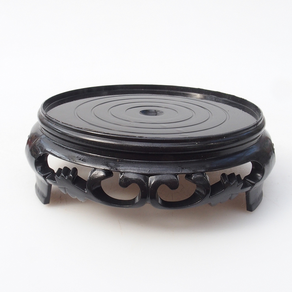 Műanyag bonsai asztal kerek 11 x 11 x 3,5 cm, fekete színű, műanyag bonsai asztal.