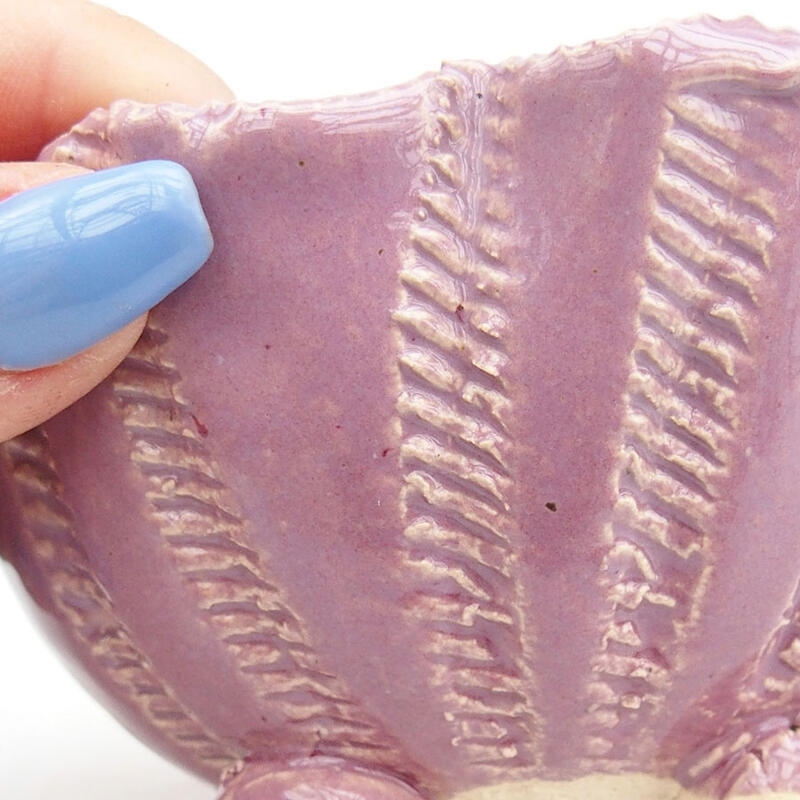 Kerámia kagyló 10 x 9,5 x 6,5 cm , lila színben