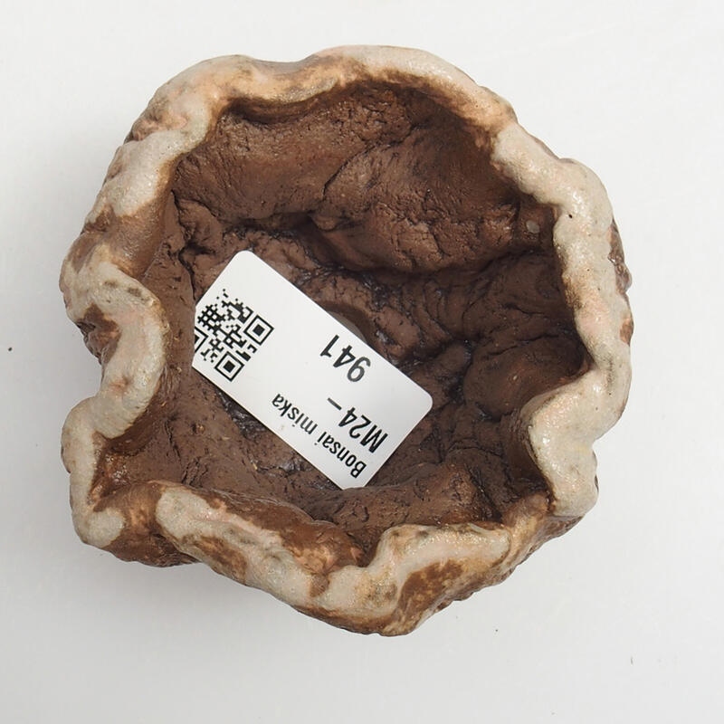 Kerámia kagyló 5 x 6 x 4 cm , színe zöld-barna