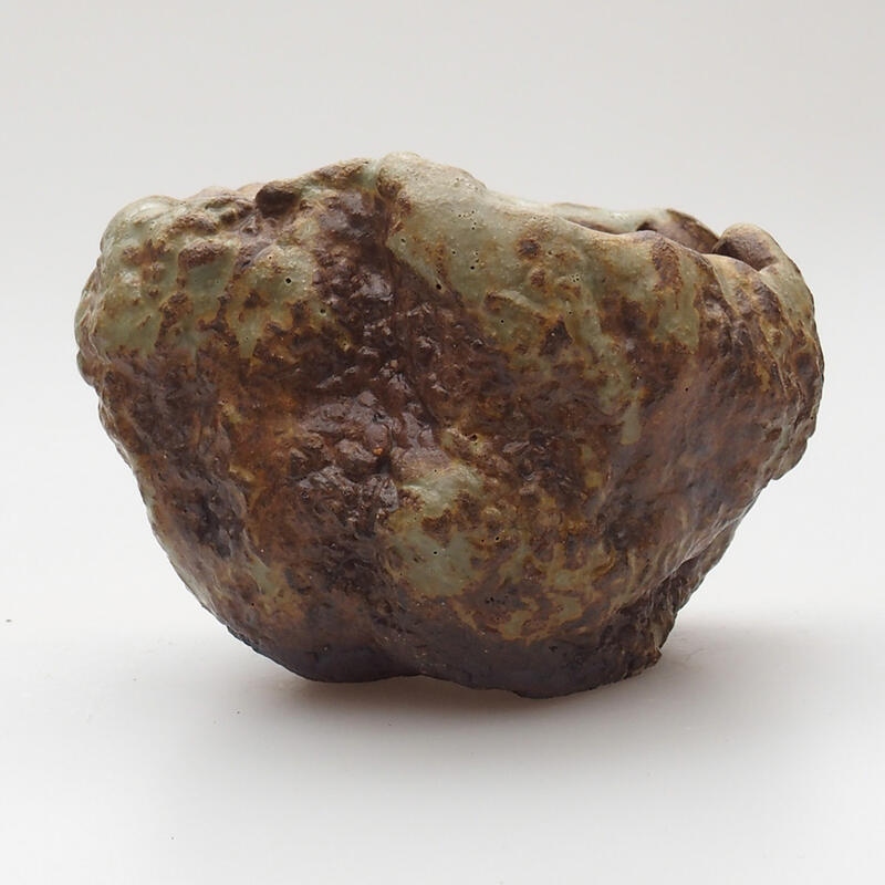 Kerámia kagyló 6 x 6 x 5 cm , színe zöld-barna