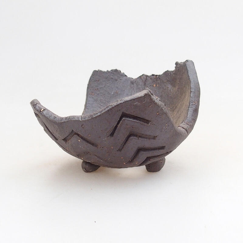 Kerámia kagyló 7,5 x 6,5 x 5,5 cm , színe barna