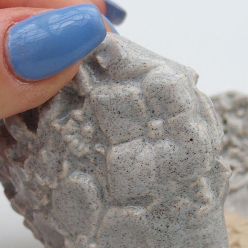 Kerámia kagyló 9,5 x 8 x 7 cm , szürke színű