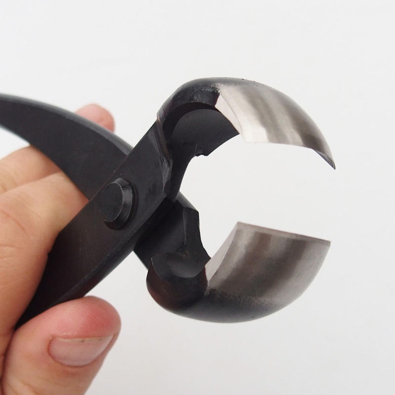 Homorú fogó 280 mm - szén