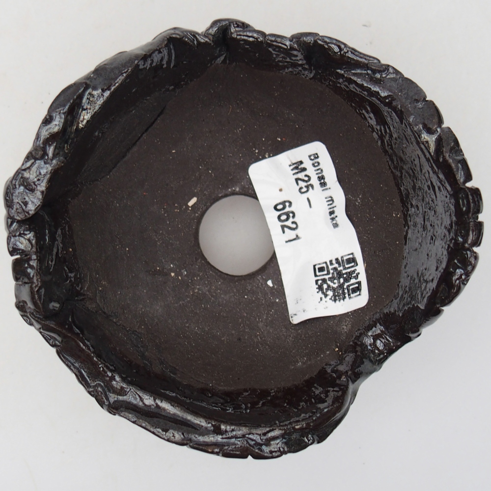 Kerámia kagyló 9 x 9 x 6 cm , fekete színű