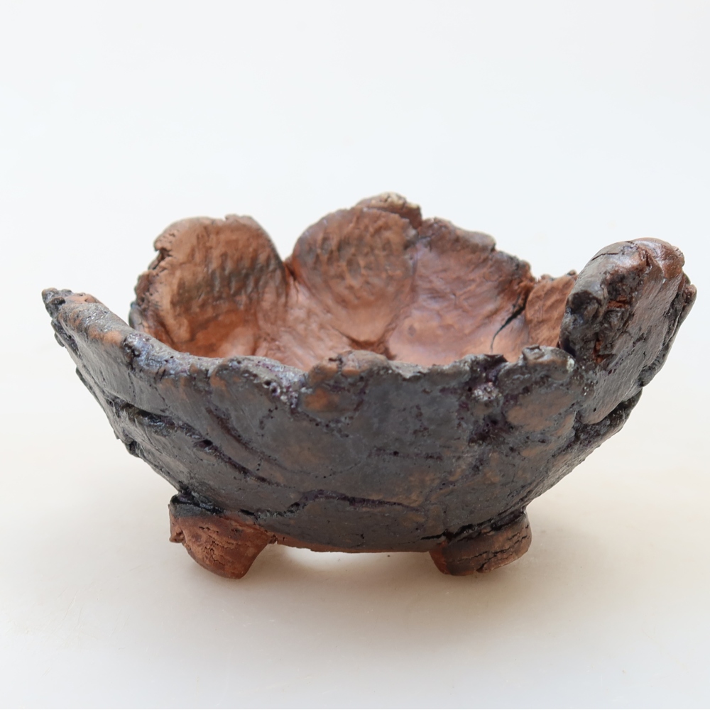 Kerámia tojáshéj  10,5 x 10,5 x 6 cm, barna színű